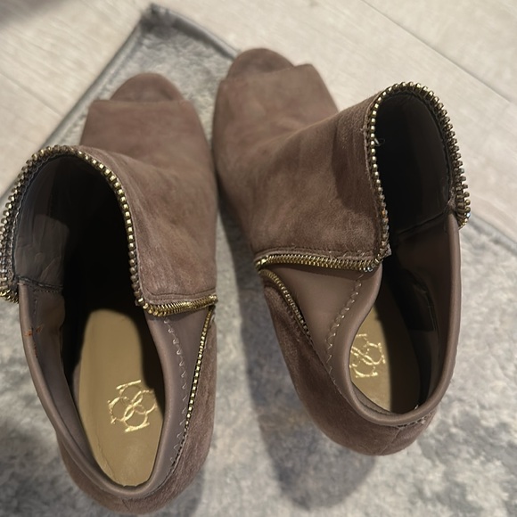 Ann Taylor peep toe booties, size 7.5 M - Picture 5 of 5